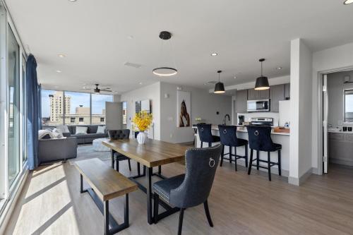 175 LEX - Walkable Downtown Lexington & Rupp Arena - Full Condos in Lexington (KY)