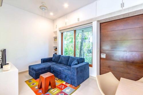 Private Terrace with Plunge Pool l Sat TV l Beach Access in Akumal, Mexico