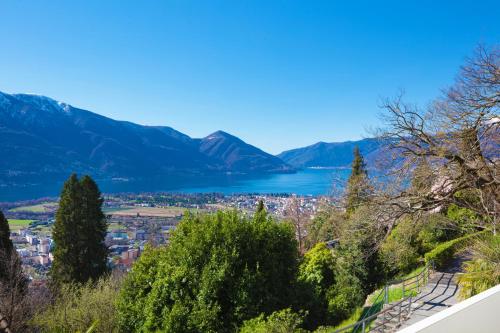 VISTA LAGO casa Hulya in Locarno