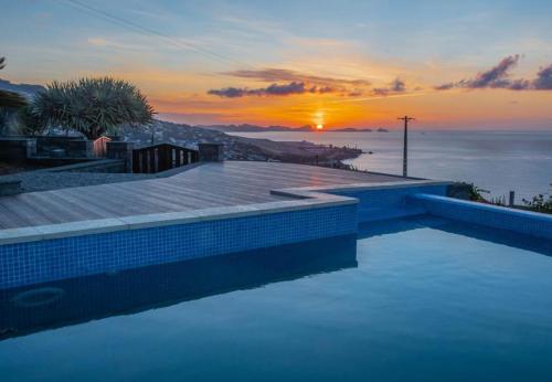 Villa Sunrise View by Homie