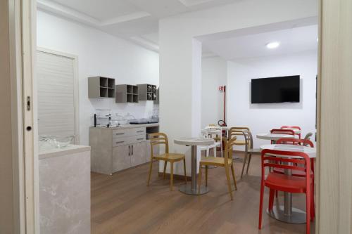 THE SUN HOTEL BOUTIQUE NAPOLI, Naples (photo 7)