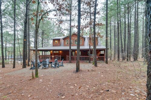 Broken Bow Cabin with Hot Tub Fire Pit and More Than 1 Acre! - image 12