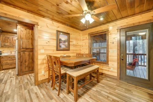 Broken Bow Cabin with Hot Tub Fire Pit and More Than 1 Acre! - image 11