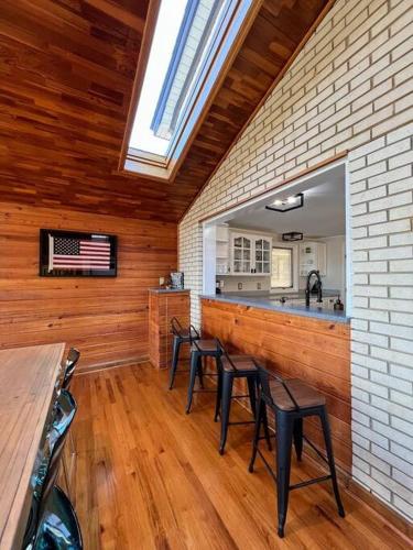 New! Lake Murray - Big Water with Mountain Views in เลกซิงตัน (SC)