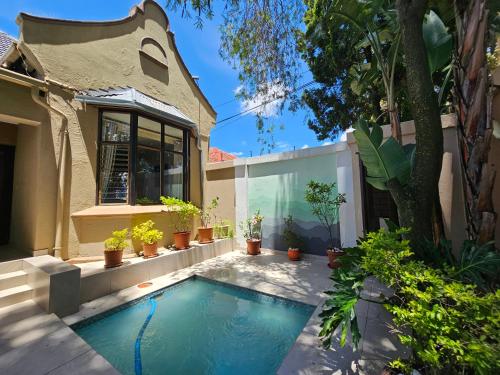 Chez Paul Luxury House with Pool & Solar photo 2