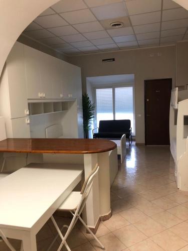 LA ROMANA AFFITTACAMERE - Apartment - Colleferro