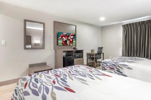 Mulberry Inn and Plaza - image 11