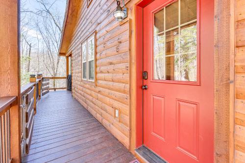 Pando Cabin Modern Amenities and Large Deck - image 10