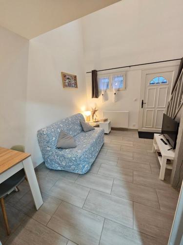 location studio mezzanine in Вер-Сен-Дені