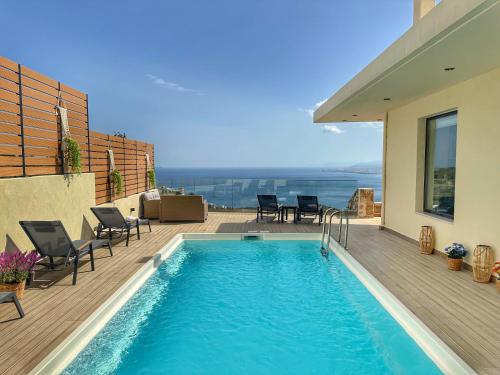 Villa Balcony, Cozy Villa with Amazing View