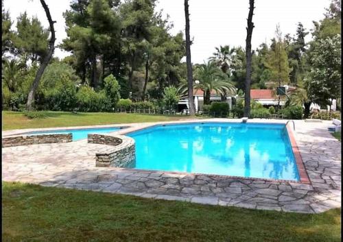 Suave Sani Villa with shared pool