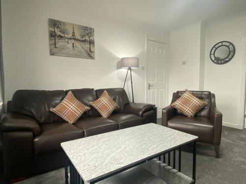 E.C.A.S. Pitreavie Castle 2 Bed Executive Apartment - Fife