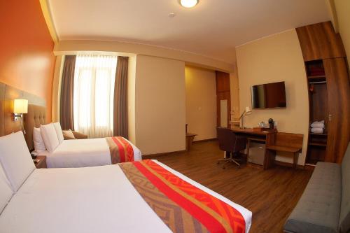 Superior Double Room image 1