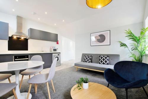 FREE PARKING - 1 BR Salford Royal sleeps 4, Manchester (fotografie 10)