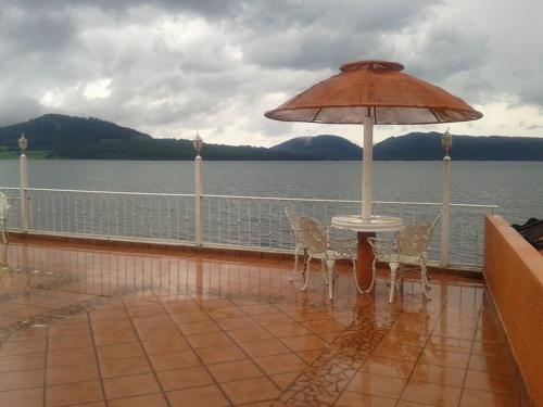 Kilátás, Cabanas y Habitaciones El Malecon in Zirahuen