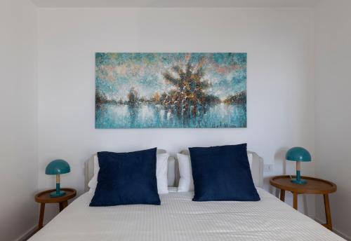 Lussuosa Villa di Design in Sicilia con Piscina e Vista Mare Relax e Comfort a 5 stelle