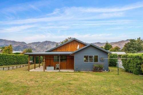 Hāwea Delight - Lake Hāwea Holiday Home