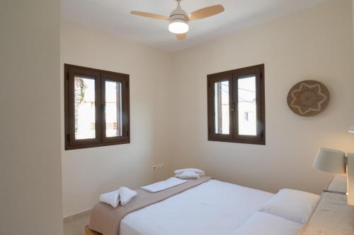 Stoupa Harmony Suites - Two Bedroom Apartment