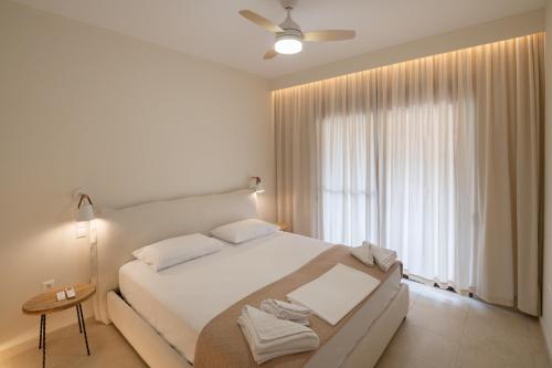 Stoupa Harmony Suites - Two Bedroom Apartment