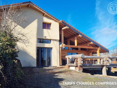 Gîte Saint-Jean-Soleymieux, 4 pièces, 8 personnes - FR-1-496-313