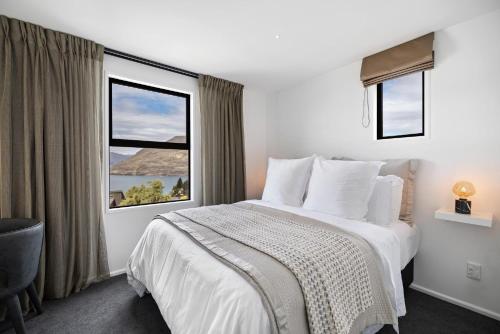 Alpine Luxe - Queenstown Holiday Home - image 13