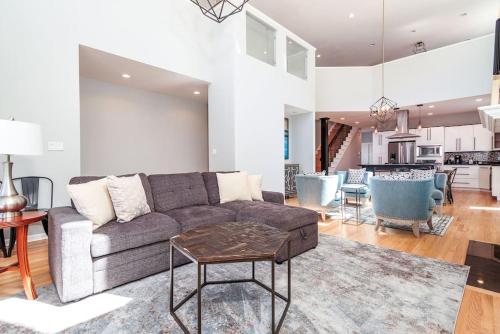 Eclectic Stylish and Cozy Milwaukee Home