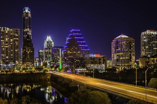 East Elizabeth St Main Home - image 10