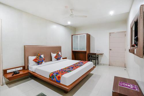 FabHotel RVG, Alkapuri Vadodara