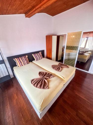 Deluxe Double or Twin Room with Spa Bath