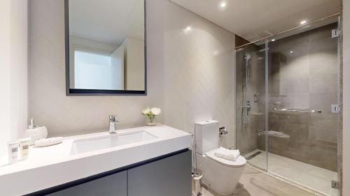 Primestay - 1BR in Belgravia Square in JVC - image 5