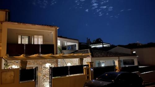 Casa Vacanze Zeffiro vista mare con giardino