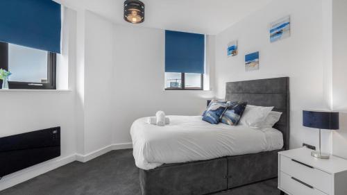 2 Bed Apartment Sleeps 4 - Tv & WiFi
