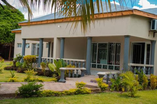 Adams lodges Ltd in Mangochi