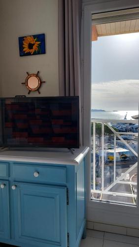 Boutique Apartment Hirondelle Port Frejus - image 3