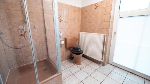 淋浴間, Monteurwohnung in Freren Lingen in 弗雷倫