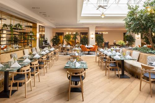 ห้องอาหาร, ฮิลตัน ไฮเดลเบิร์ก (Hilton Heidelberg) in ไฮเดลแบร์ก