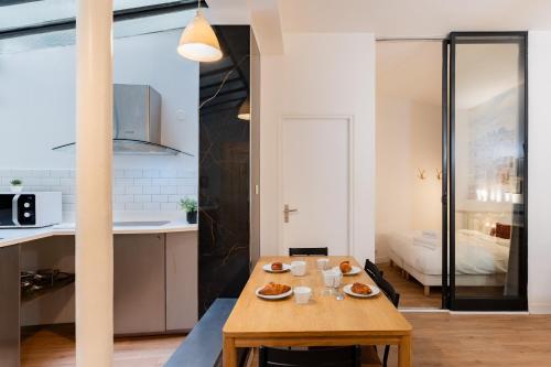 St Germain Sartre ChicSuites - image 3