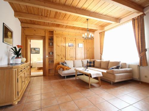 Ferienwohnung Wolfgang in Altenkirchen - Tap to explore photos