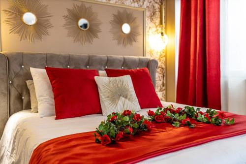 Le Rubis Love Room - Baignoire Balnéo - Proche Paris