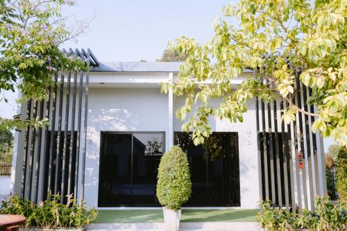 Peeranon Resort