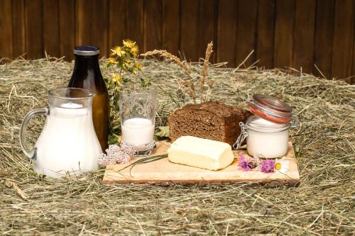 Ételek és italok, Ferienwohnung am Bio-Bauernhof in Obertrum Am See
