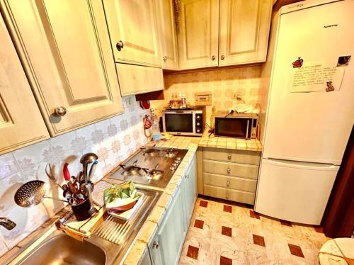 Quadrilo Federico a Sirolo centro