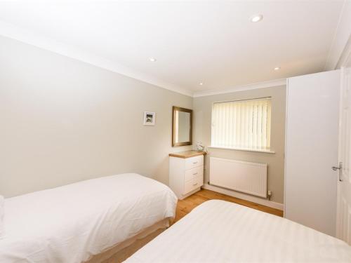 Vauxhall Apartments - image 5