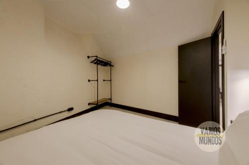 Deluxe Apt en el centro de Madrid para 9pax E3 - image 3