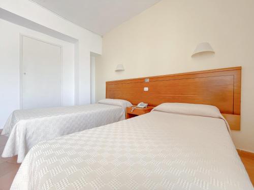 Hotel Figueretes - image 4