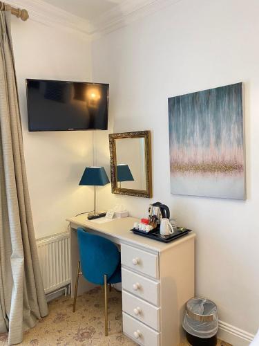 Tom Dick and Harriet's Cafe and Rooms - image 12