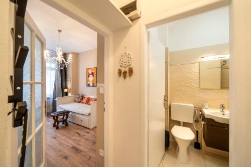 Lesser Town - Studio Apartment Petrin Tower, Prag (Foto 9)