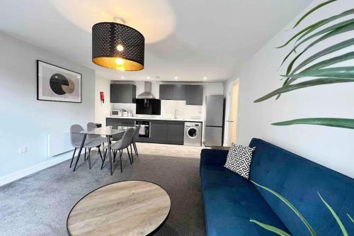 FREE PARKING - Lovely 2-BR Flat near Salford Royal, Manchester (fotografie 9)