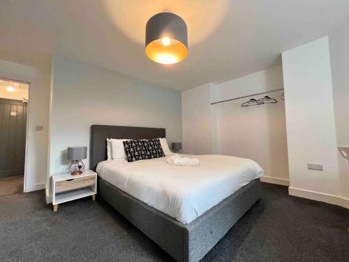 FREE PARKING - Lovely 2-BR Flat near Salford Royal, Manchester (fotografie 10)