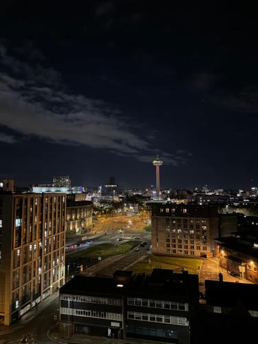 City Centre 2 Bed Room Apartment Free Parking